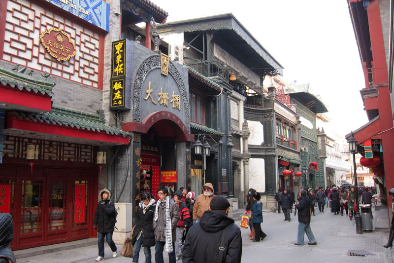 　百年老店，裡面的東西沒什麼特別也沒什麼吸引。