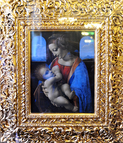 　達文西的珍貴的油畫作品：《聖母子》，當然也成為冬宮的鎮寶之一。