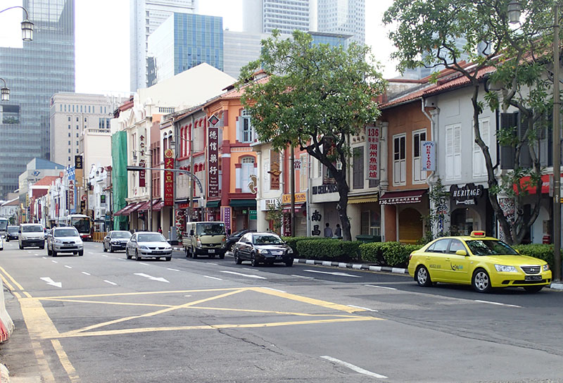 　新舊建築對比強烈，但並非不可共存。新加坡咁注重歷史保育，難怪成龍大哥欲千里迢迢捐古建給新加坡。