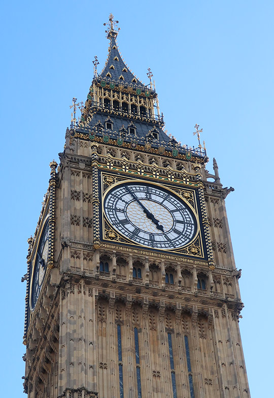 　從西敏站(Westminster)出來，仰頭便是大名鼎鼎的大笨鐘。