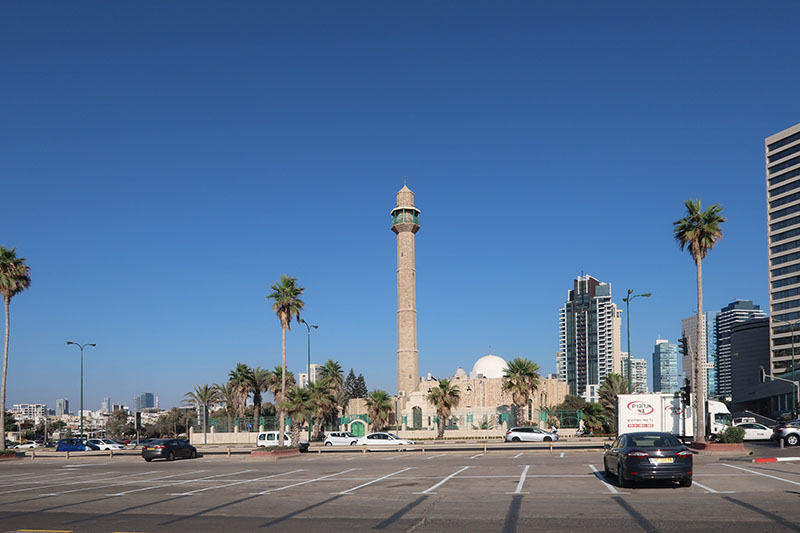 　以色列雖同阿拉伯世界勢同水火，但這似是清真寺。