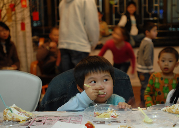 他們都唔似係同我慶祝生日既.