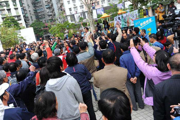 D70_6070a.jpg