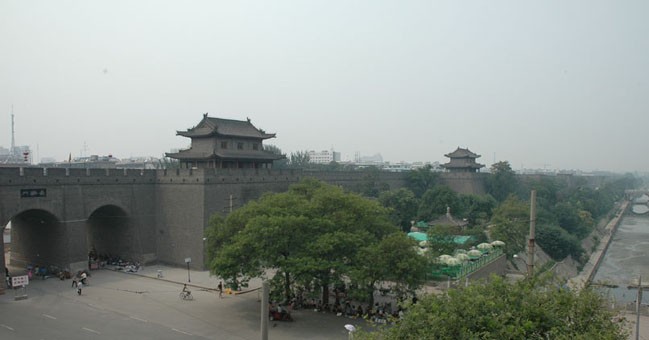 　西安古城牆。