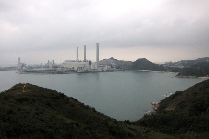 　港燈發電廠。