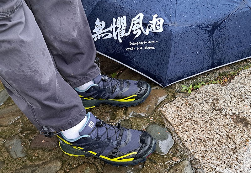 　經過多日雨天的實測，GORE TEX鞋(SALOMON XA ROGG 2 GTX)不怕腳濕，非常滿意。