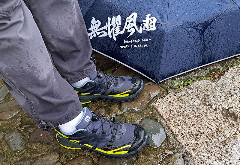 　經過多日雨天的實測，GORE TEX鞋(SALOMON XA ROGG 2 GTX)不怕腳濕，非常滿意。