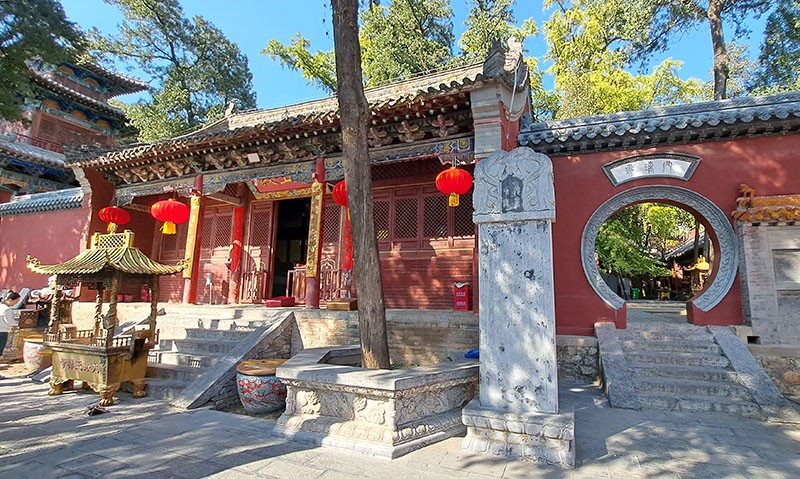 　也因為是後建，可以整座寺院建得比較完備，是參觀過算比較漂亮的寺院。