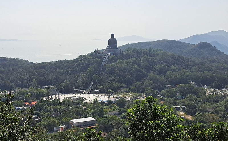 　途經彌勒山山腰觀景台。