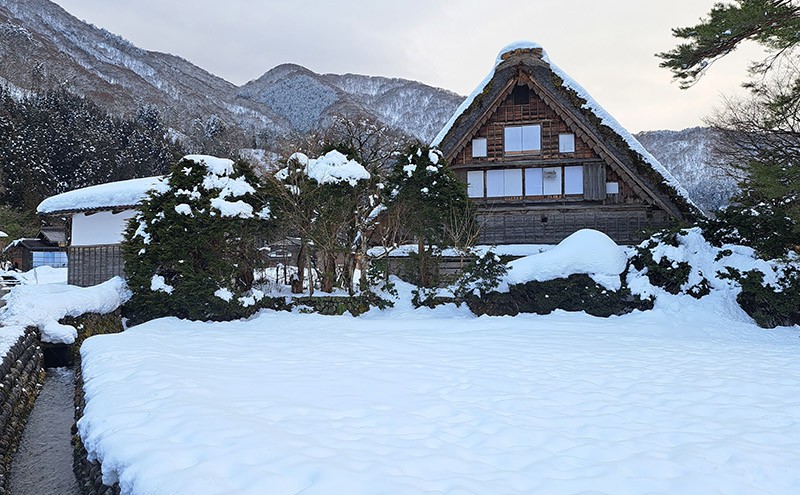 　途經「和田家」，裡面展示了以前農耕工具、生活用品等。