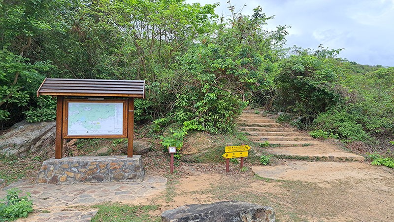 　水口村頭還是村尾，有一斜坡上山，主要該是水口村的風水寶地。也是第九、十段分界。