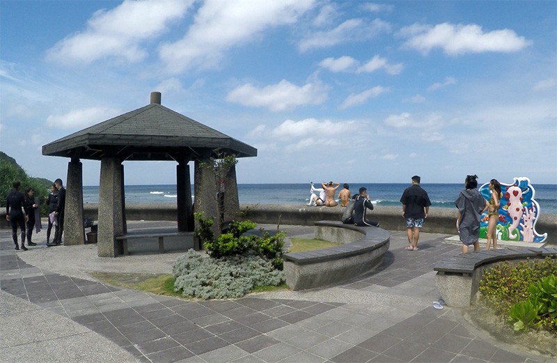 　今日上午到西岸沿海一帶的石朗潛水，石朗潛水區是綠島最受歡迎的潛水勝地，和柴口、大白沙並列為綠島三大潛水區。