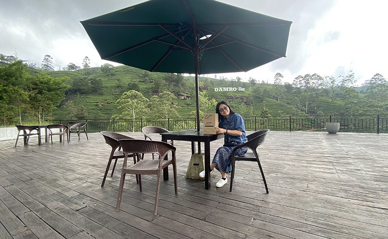 　茶園比較好是工作人員介紹完就走開了，並沒有壓力給遊客購物，怕做老襯我們只是意思意思買少少平價紅茶，原來價錢跟超市的其他紅茶價錢差不多。