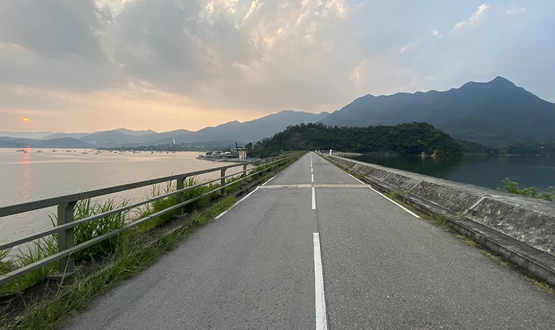 　回望八仙嶺。
