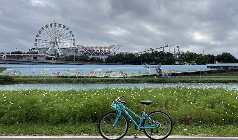 　雙外溪單車徑，溪水很清澈。