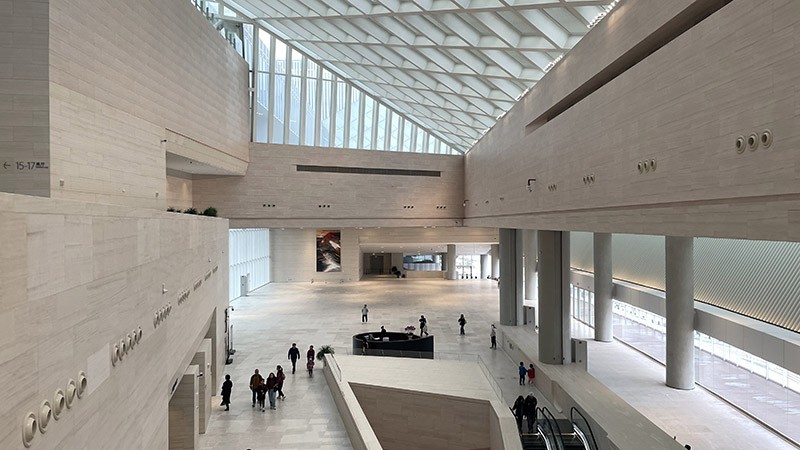 　展覽空間超大。