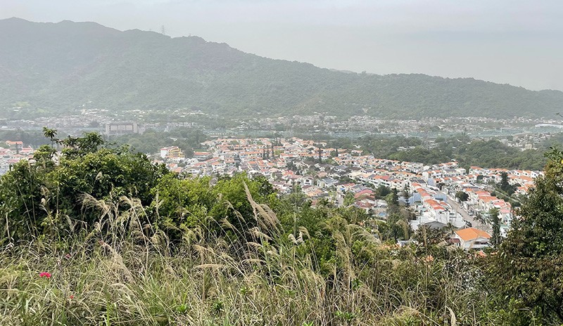 　康樂園，原來是低密度住宅區，價錢好像不便宜。