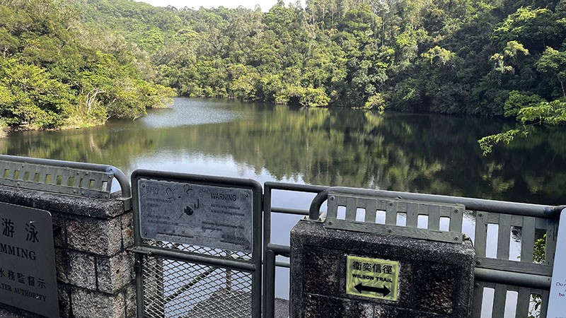　連續急降百多米到水塘邊，也暫停了第九段之旅。
