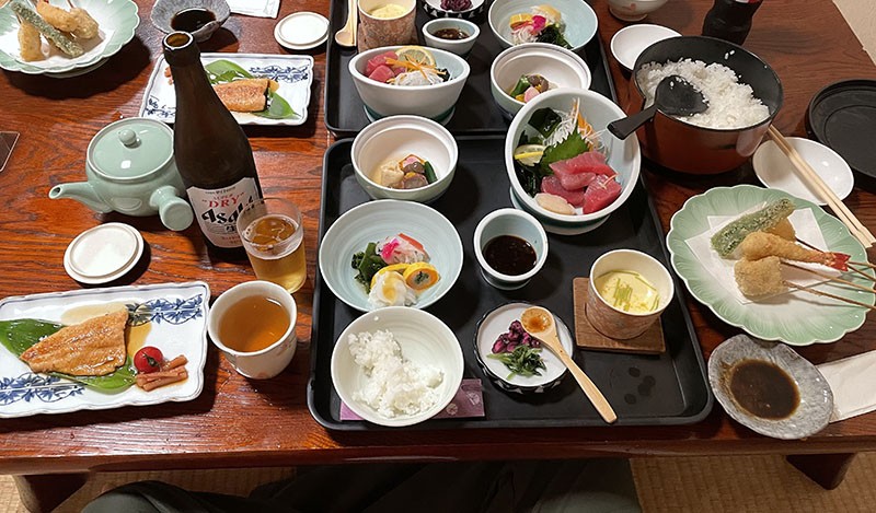 　來過日本多次，第一次享受這樣滿桌佳餚的艷遇。