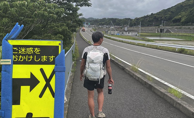 　下車後馬上啟動走路模式去大泰寺，幸好大泰寺也不是太遠，只有2.8公里，走路只要半小時，如非腳起水泡，參觀完鯨魚博物館，就從太地駅走過去，六點前已到了。