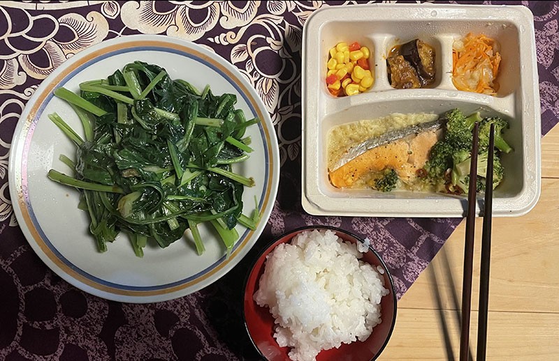 　抄完經，剛好可以享受這餐驚喜的晚餐。
