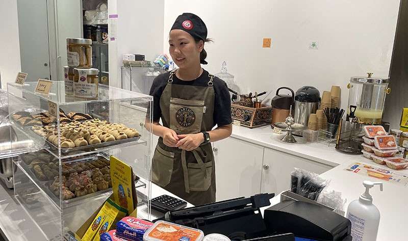 　館內有一些參展國家的特色小食。