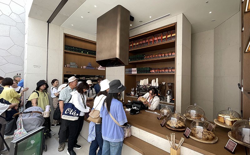 　尾段設有道地沙烏地料理的餐廳與體驗阿拉伯咖啡的咖啡館。