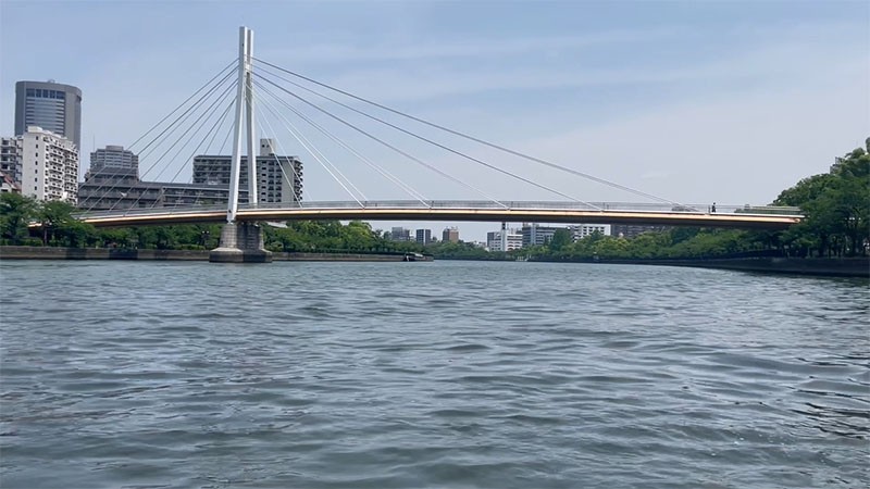 　一些現代新橋，也為河道帶來美麗的輪廓線。