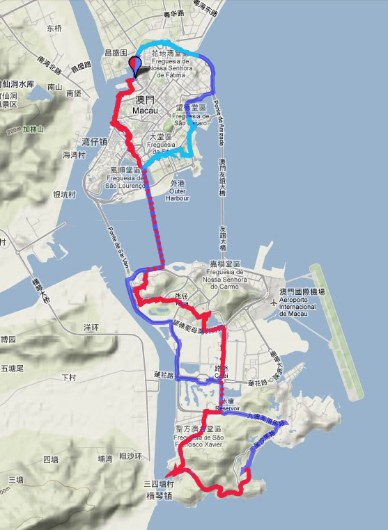 　跑到黑沙，看看距離21.36km及時間2:29:26，剛好是半馬的距離及關門時間。<br /><br />　行了四五公里還能在關門時間前都算輕鬆完成半馬，對五小時完成全馬信心大增，但再走20km回家已相當累，信心又降低了不少。<br /><br />　去程：21.36km，2:29:26；全程：40.8km，6:13:48.